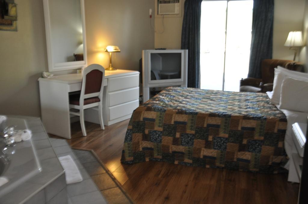 Motel Les Pignons Verts Buckingham Camera foto